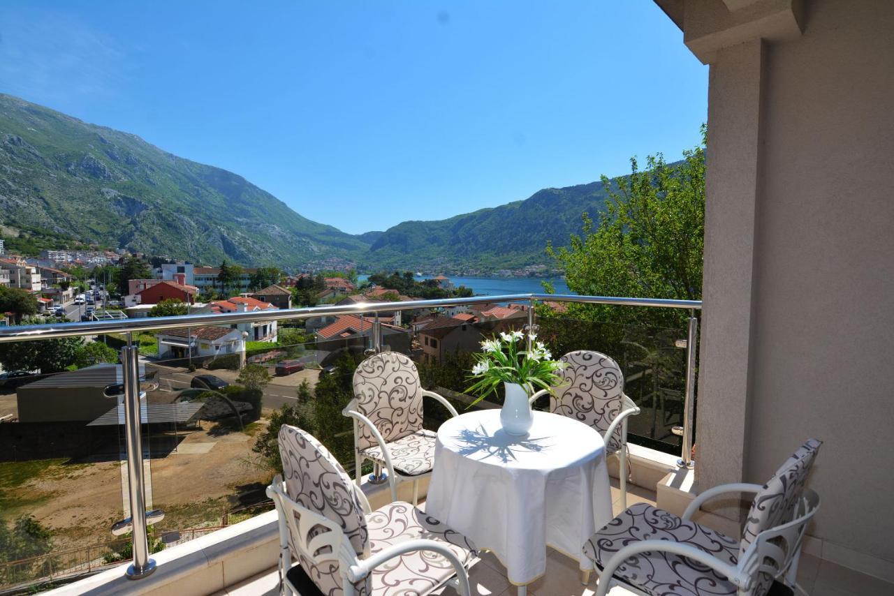 Apartments Olive Котор Экстерьер фото