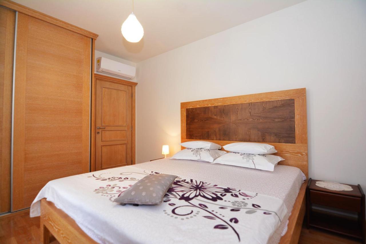 Apartments Olive Котор Экстерьер фото