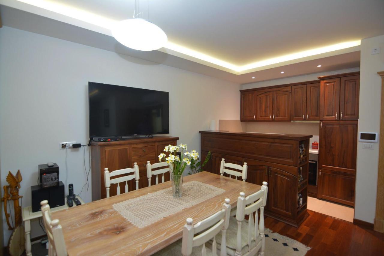 Apartments Olive Котор Экстерьер фото