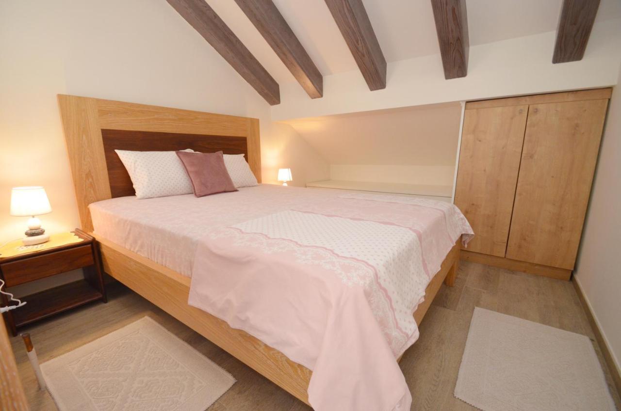 Apartments Olive Котор Экстерьер фото