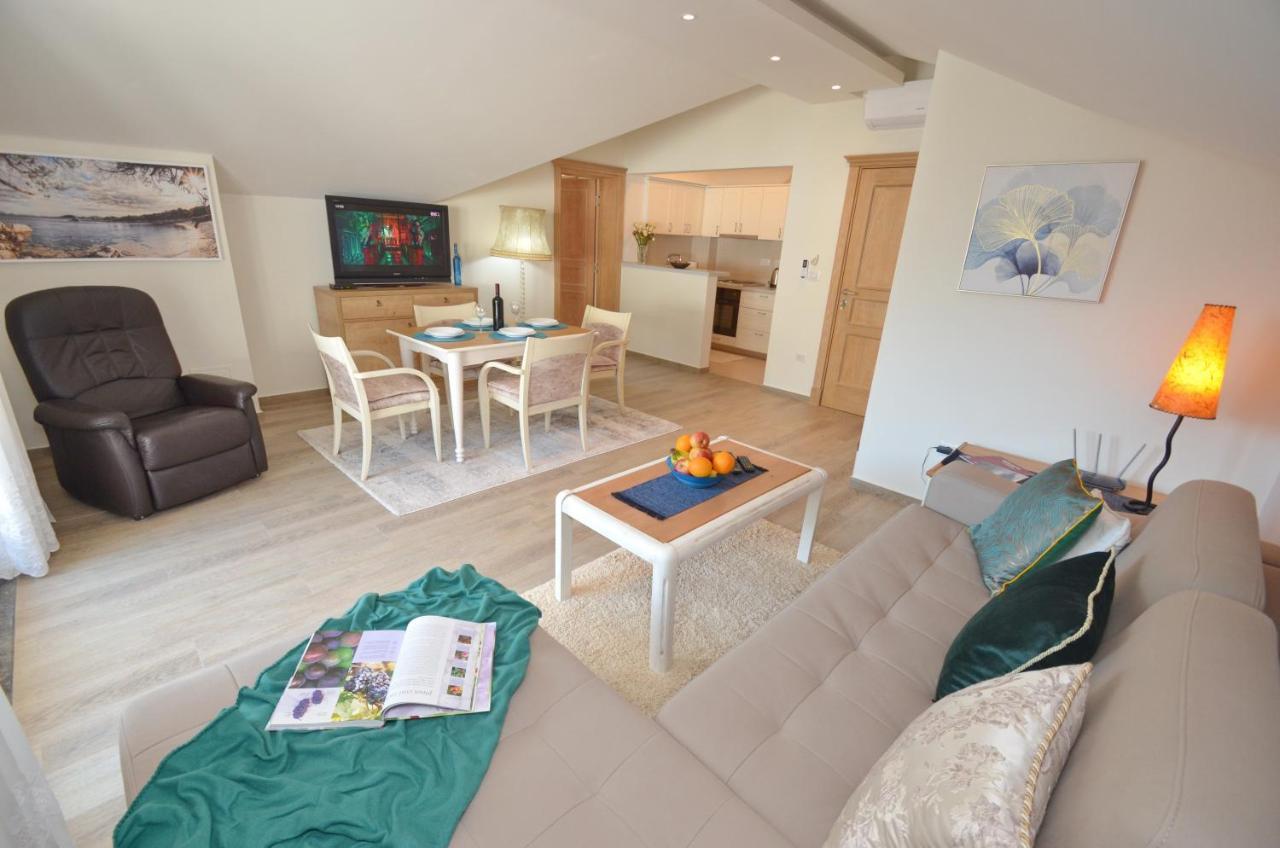 Apartments Olive Котор Экстерьер фото