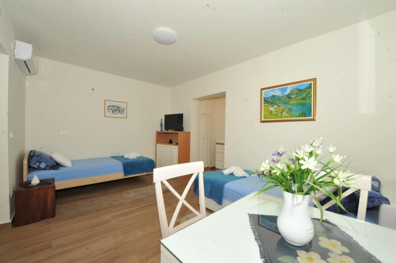 Apartments Olive Котор Экстерьер фото
